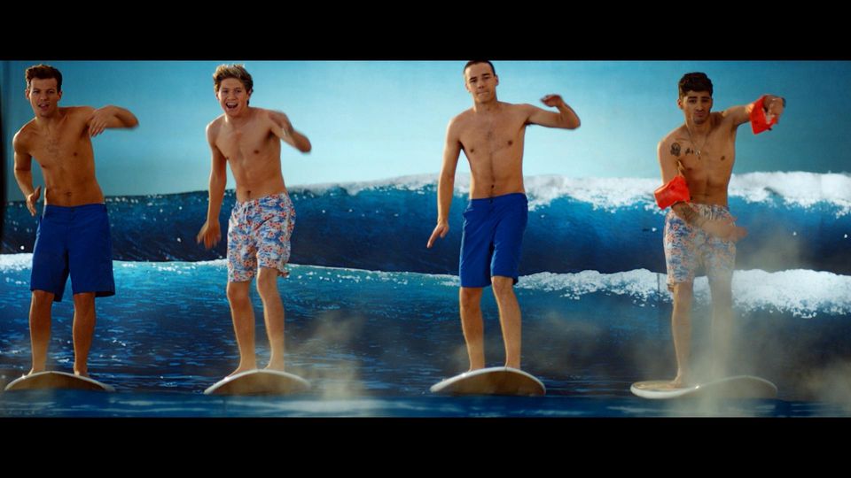 One Direction - Kiss You