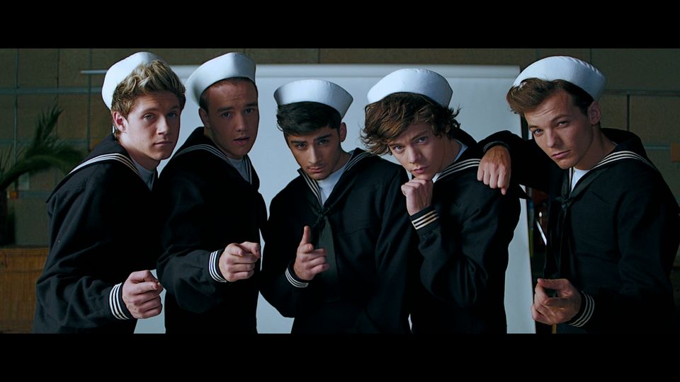 One Direction - Kiss You