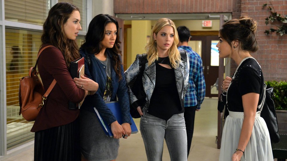 Pretty Little Liars season 5 episode 21