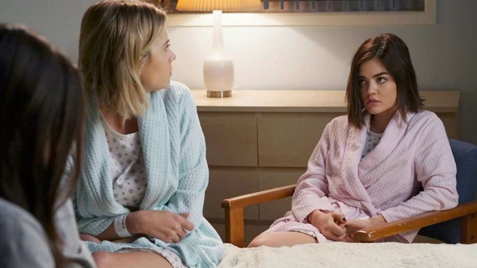Pretty Little Liars 6x02