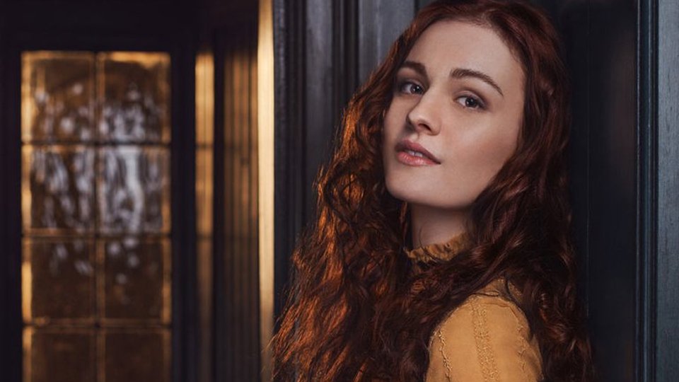 Sophie Skelton