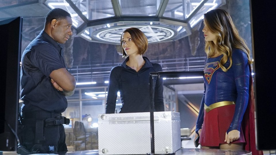 Supergirl 1x12