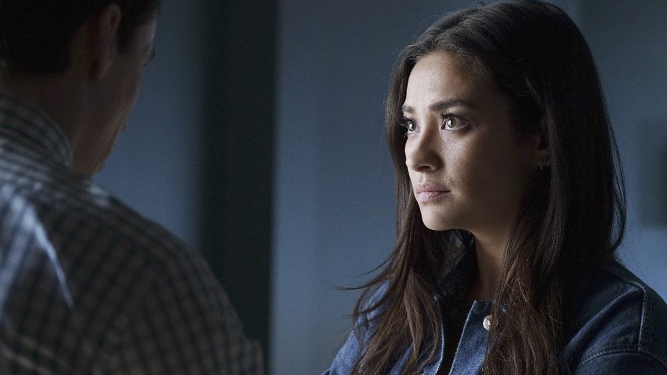 Pretty Little Liars 7x01
