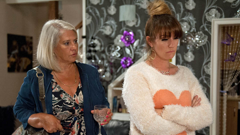 Joanie Dingle & Kerry Wyatt, Emmerdale