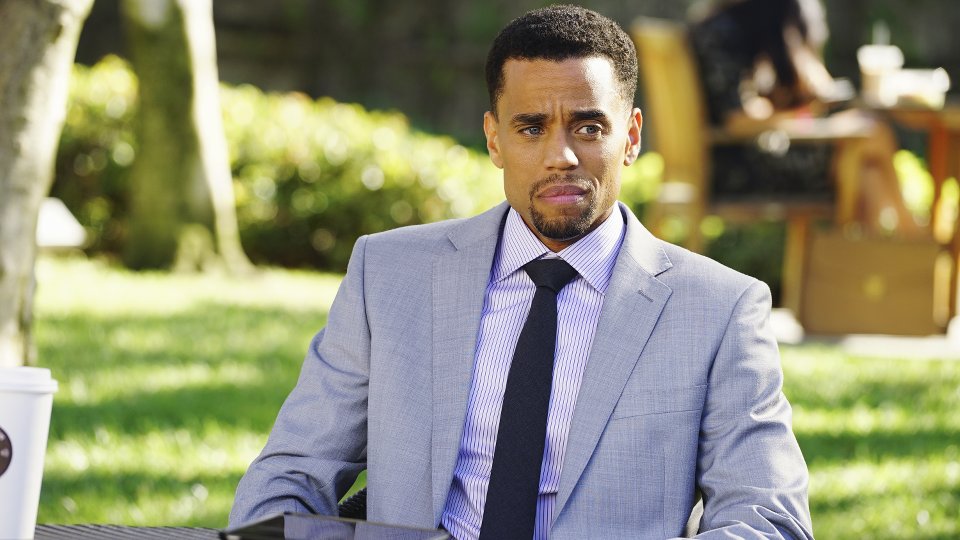 Secrets and Lies 2x05