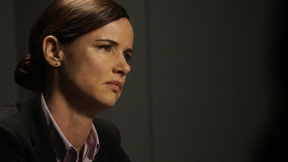 Secrets and Lies 2x06