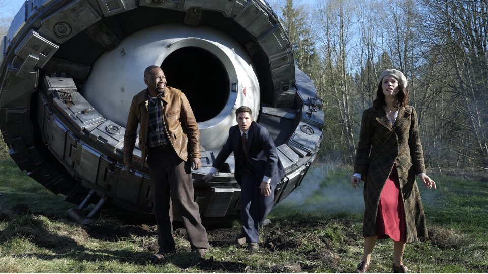 Timeless 1x01