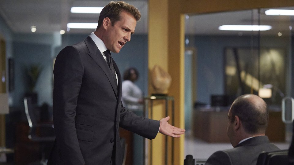 Suits 6x11