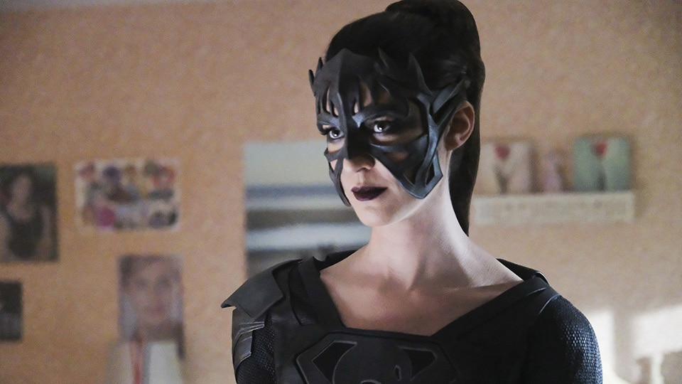Supergirl 3x18 Shelter From the Storm