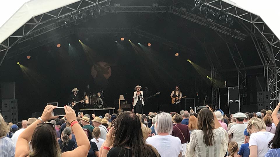 Kiefer Sutherland at Black Deer Festival