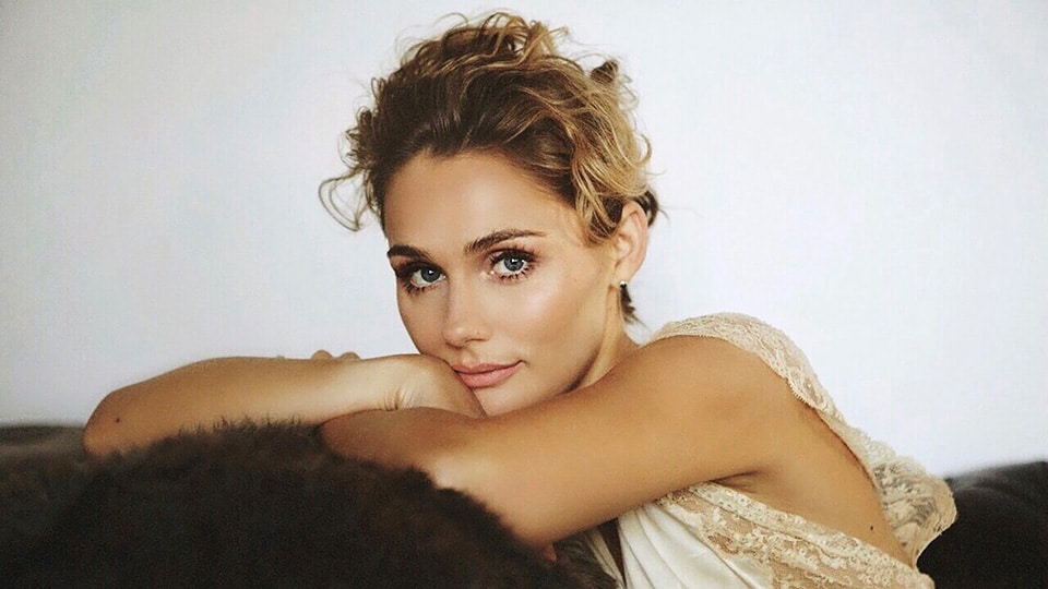 Clare Bowen