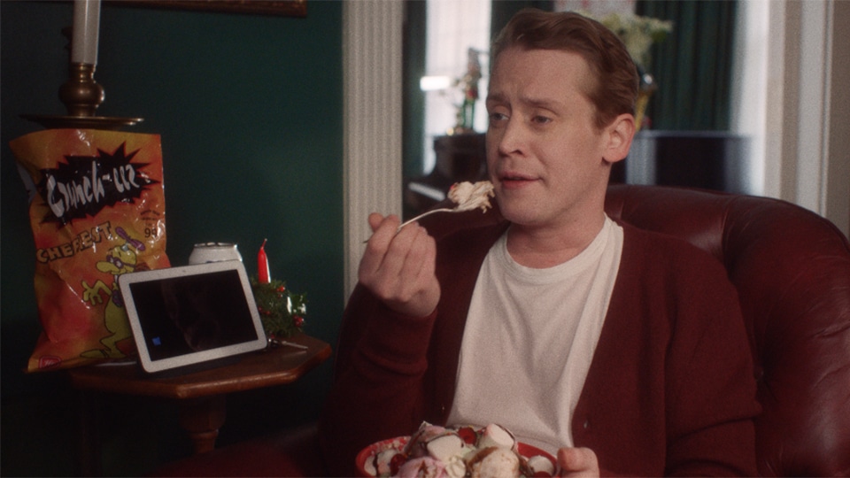 Macaulay Culkin - Home Alone Again