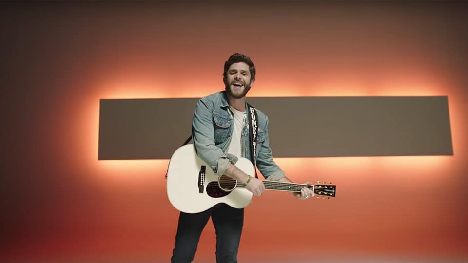 Thomas Rhett - Look What God Gave Her