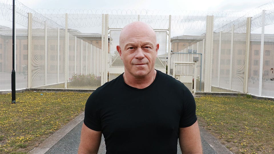 Welcome to HMP Belmarsh with Ross Kemp