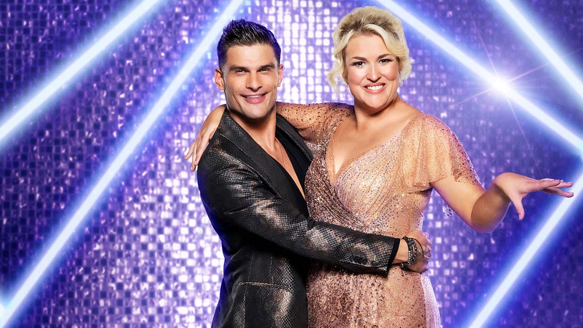 Sara Davies and Aljaž Škorjanec