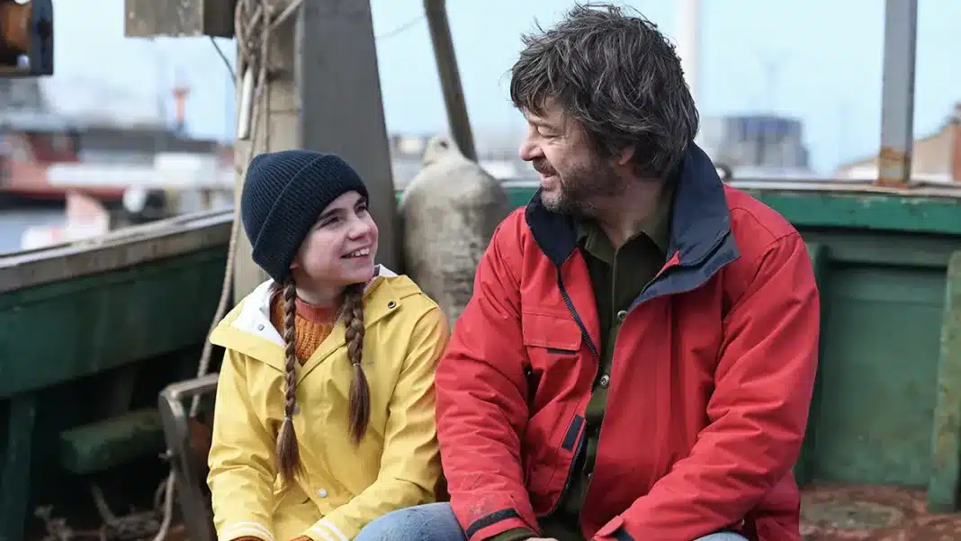 Walter Presents: A Familiar Stranger