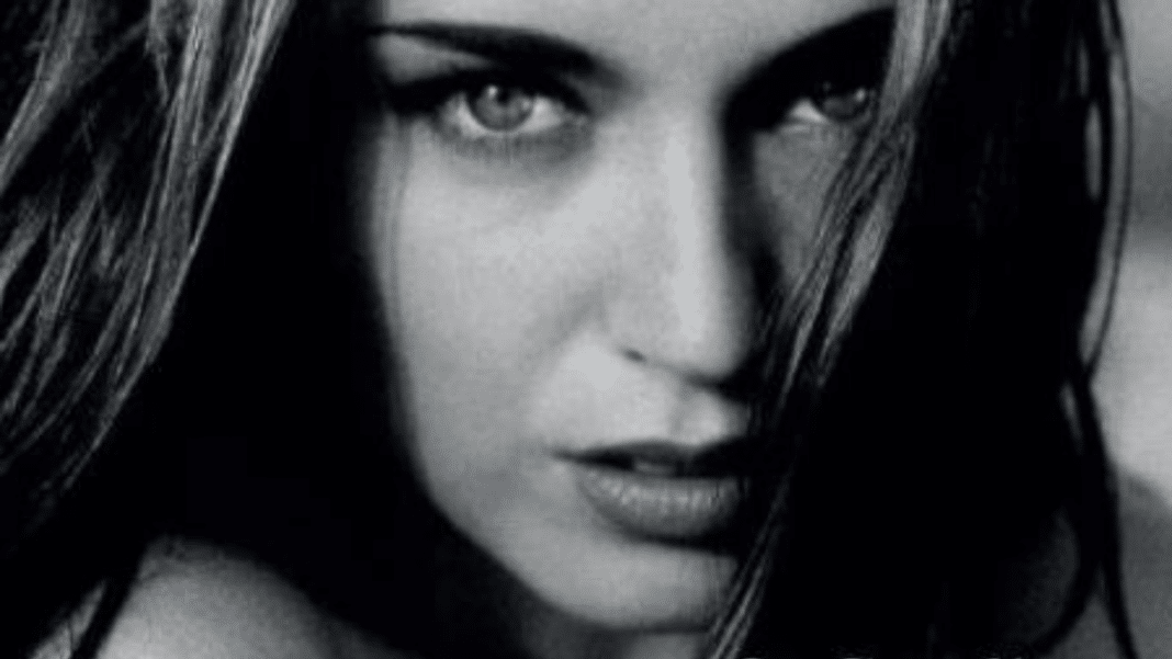 Dannii Minogue - Get Into You