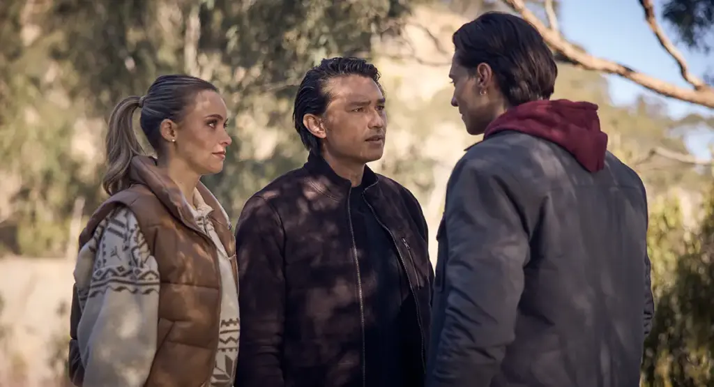 Krista, Leo and Eden in 'Neighbours'