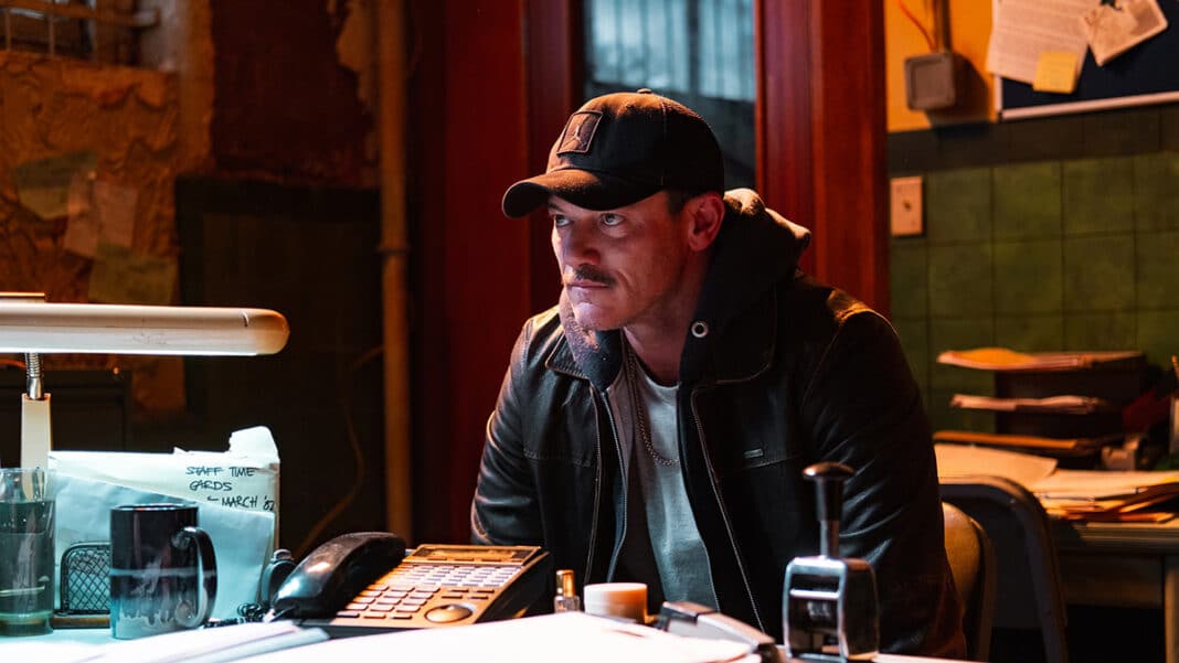 5lbs of Pressure - Luke Evans