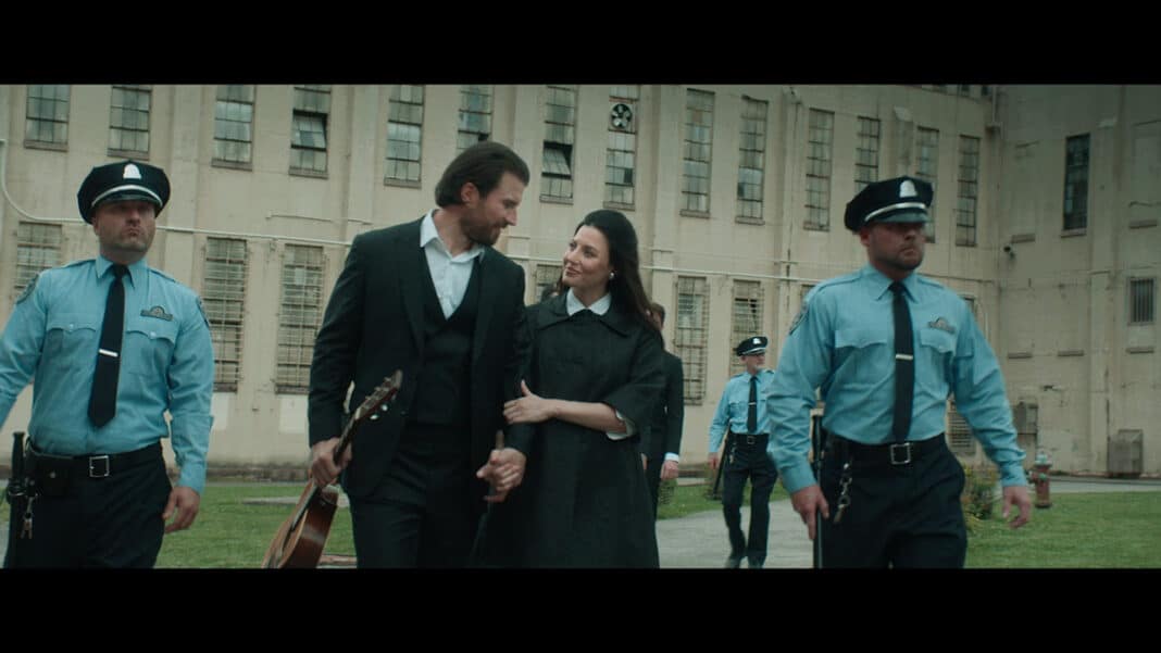 Sam Hunt - Locked Up