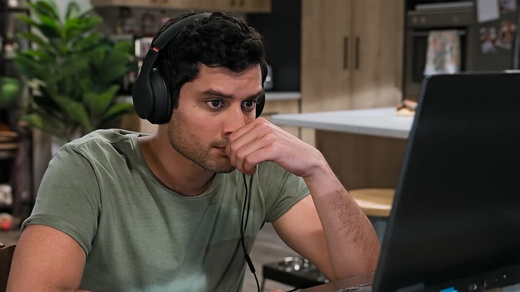 Shiv Palekar as Haz Devkar in Neighbours