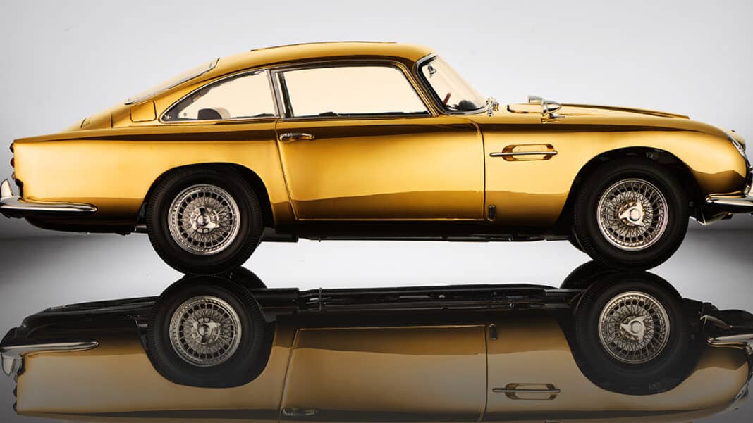 Agora Models James Bond Aston Martin