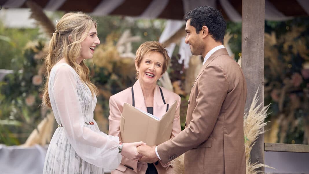 Mackenzie, Susan and Haz in 'Neighbours'