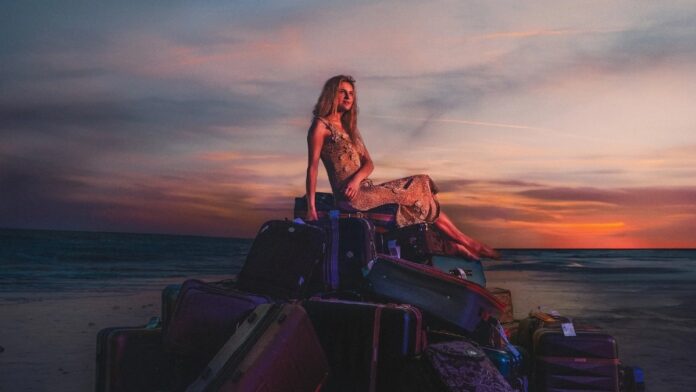 Kelsea Ballerini header