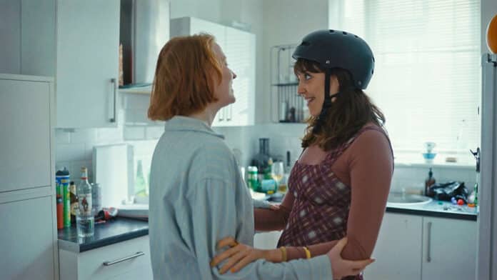 Upon Her Lips: Hold Her Tight