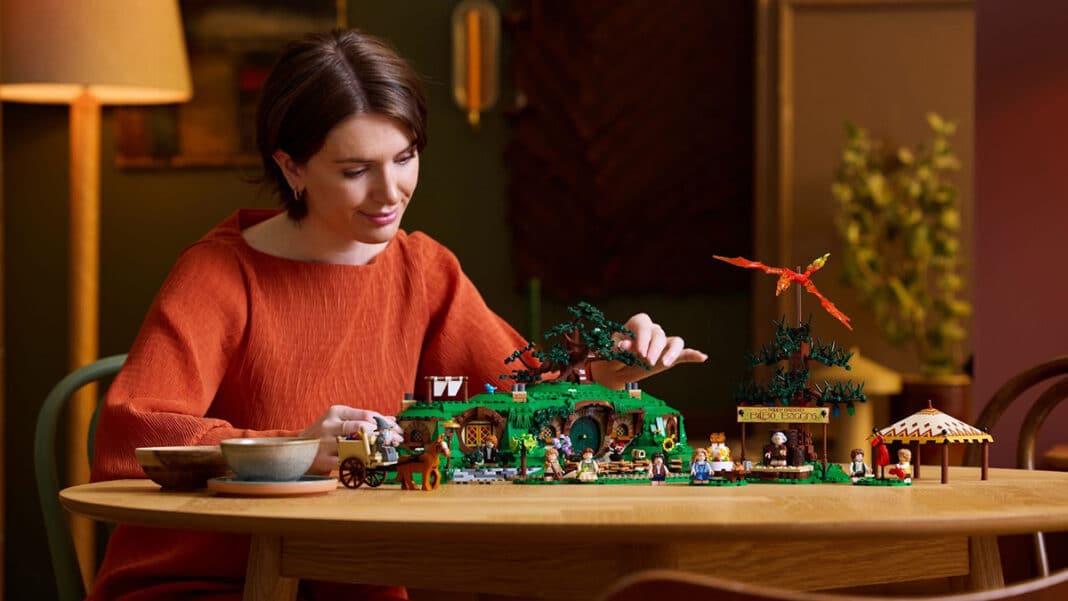 LEGO Icons The Lord of the Rings: The Shire