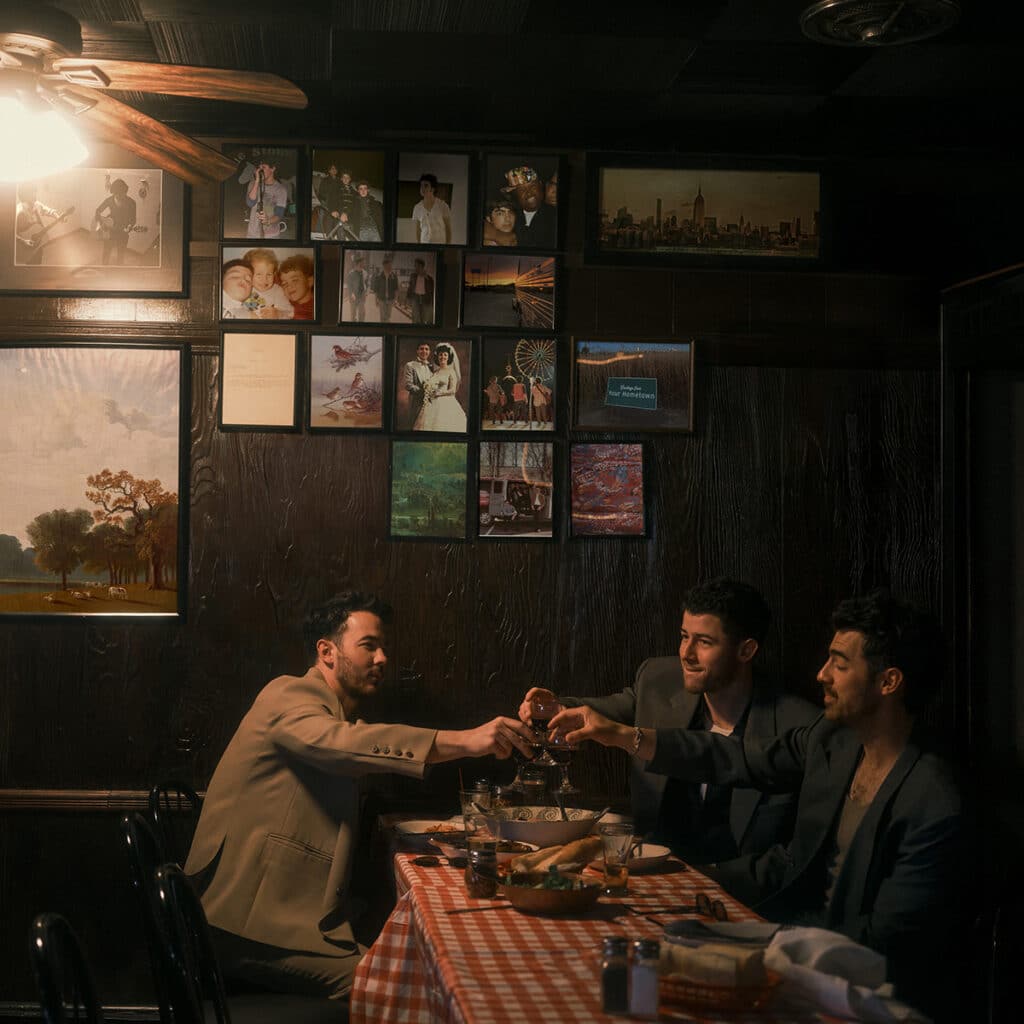 Jonas Brothers - Greetings From Your Hometown