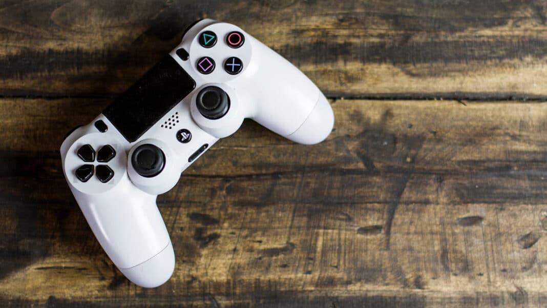 White games controller