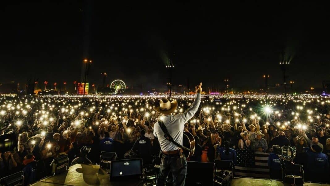 Cody Johnson Stagecoach